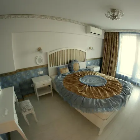 Romantic Art Apartament *